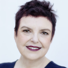 Associate Professor Louise Stone